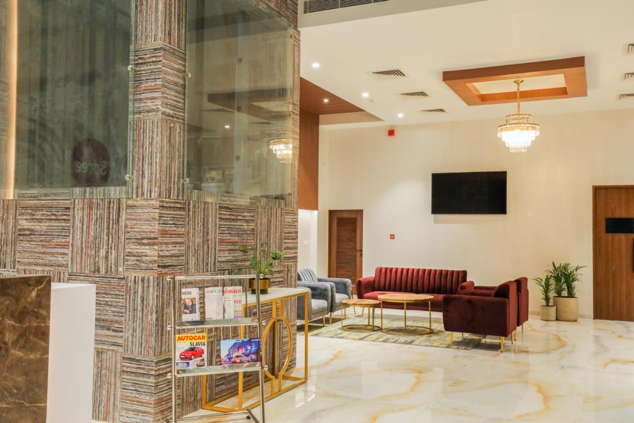 Spree Hotel Aurangabad Exteriör bild